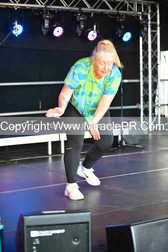 SH4_0131 - Zumba with Sara Ann.
