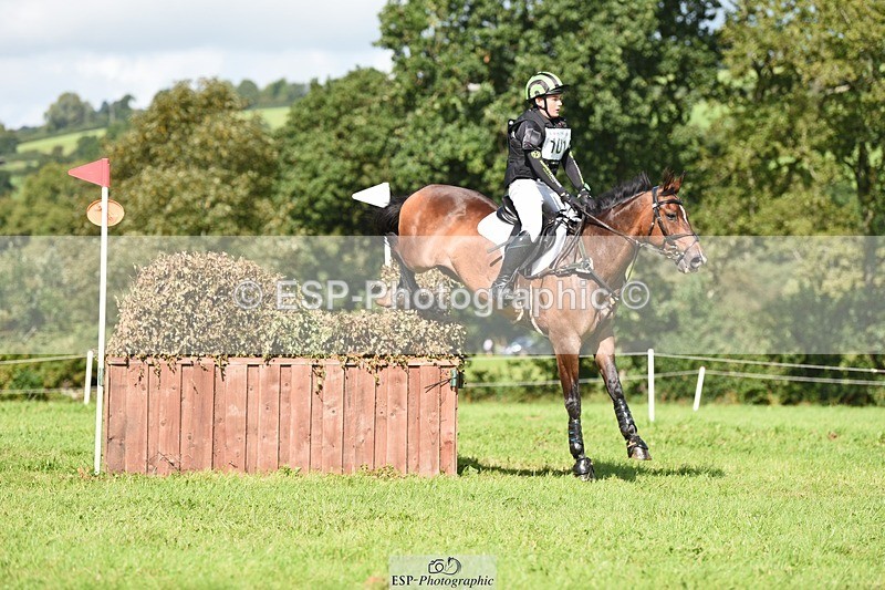 230820X-110546-1133 - BE90 XC 09.40 to Rider 151 at 11.44