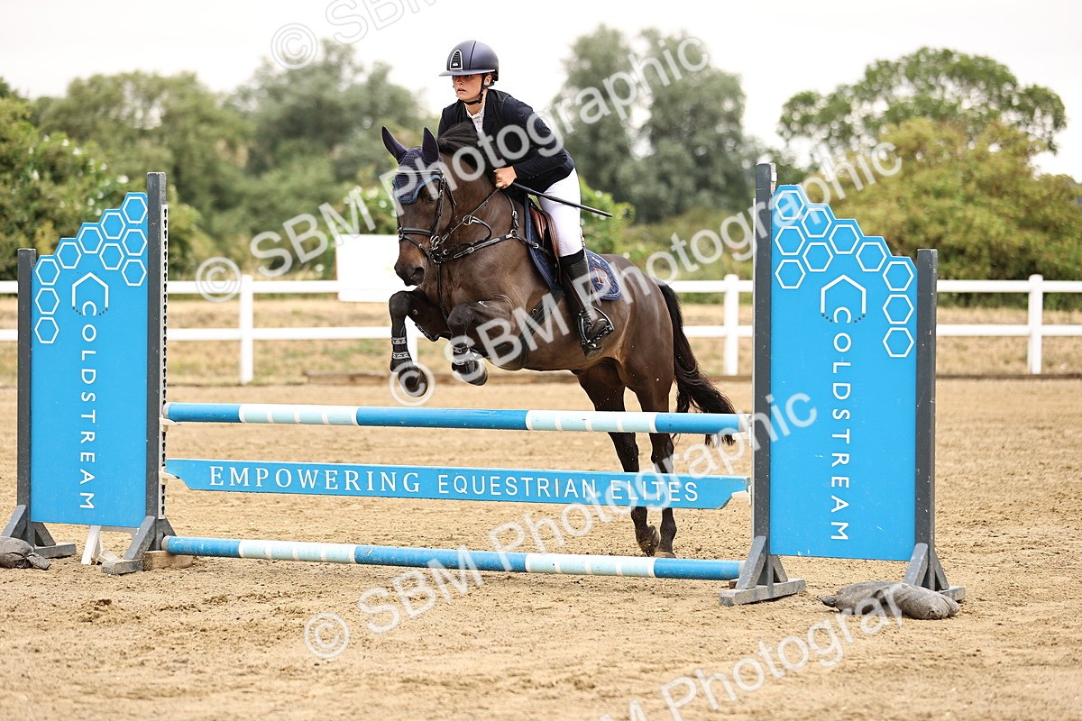 SBM_024374 - Class 8 - Clear Round