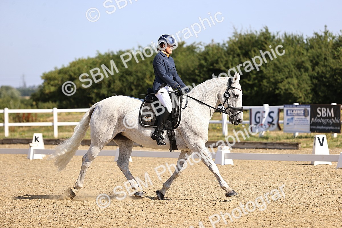 SBM_008699 - Novice 5 - 08.30-9.33