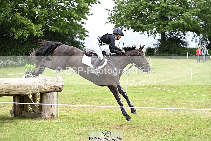 250524A-133953-10410 - B-379-Kelli.Frewin-HIDDEN.GOLD