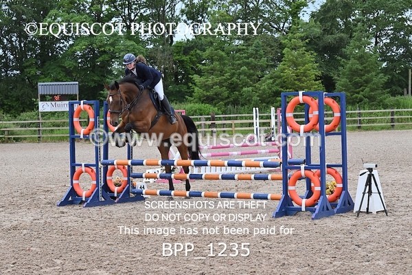 BPP_1235 - CLASS 9 SAT Club 80cms Open