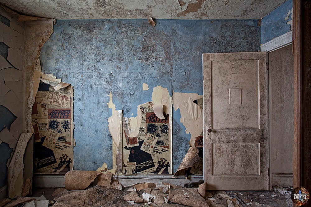 Variety Theatre (Cleveland, OH) | Peeling Posters - Variety Theatre