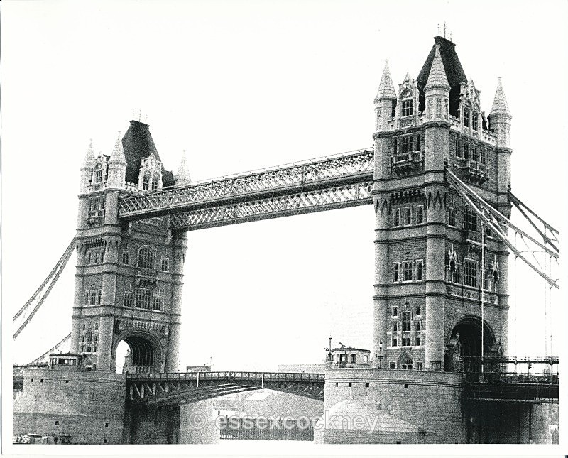  - Father Thames Tower Bridge and London 1970s