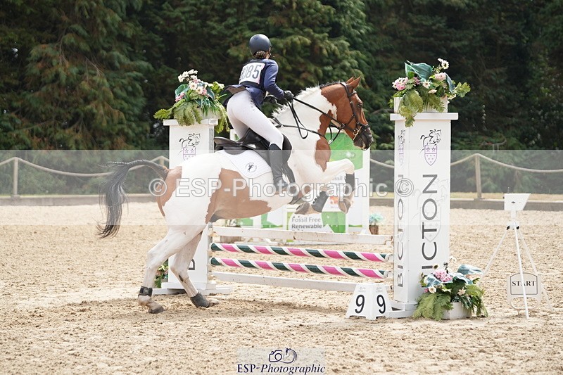 250824A-121641-35914 - 2085-Izabelle.Woodman