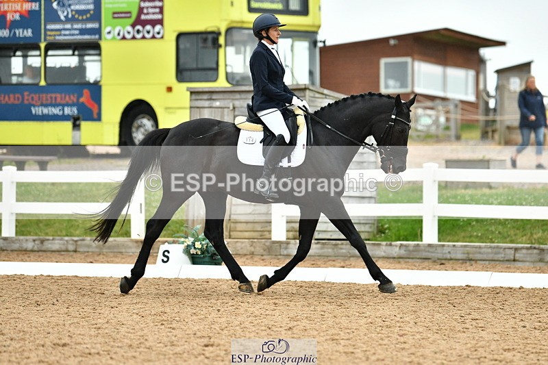 230630A-112416-01339 - Cls 5 Novice 37A