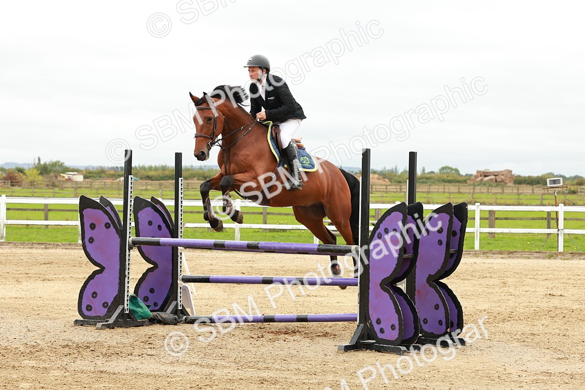 1I0A7871 - Class 4 - Senior Newcomers 1.10m