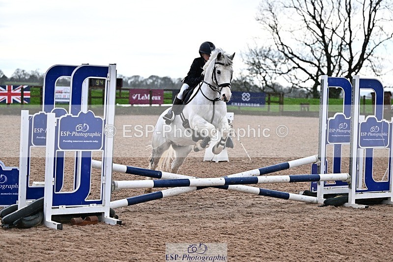 260208-130315-01260 - Cls 18 Clear Round 50cm