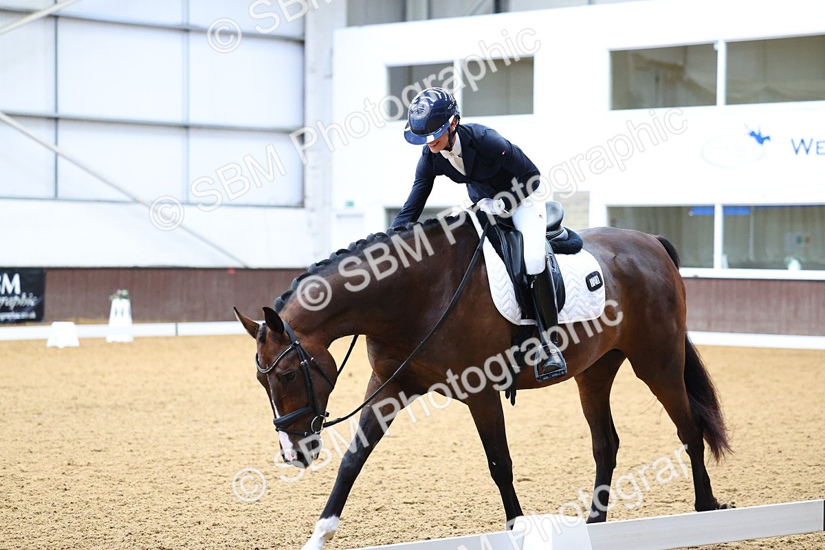 SBM_005575 - Class 5 - Novice 6 - 9.30-10.33