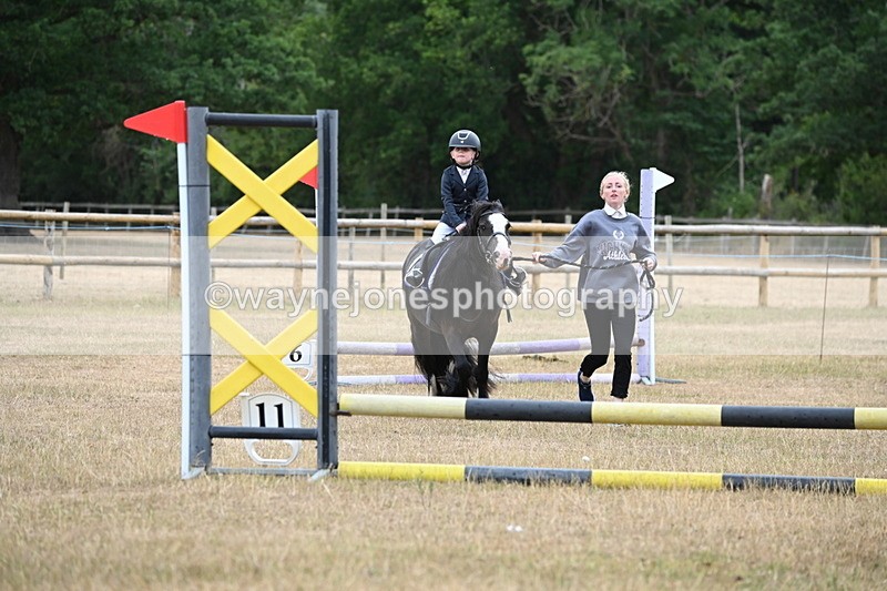 WJ6_9575 - Class 12 Minimus Jumping 45cm