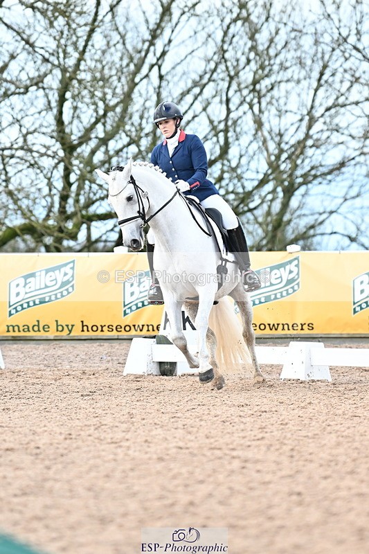 240218A-150809-08342 - 210-Charlotte.Dicker-Amaranto.D.Centurion