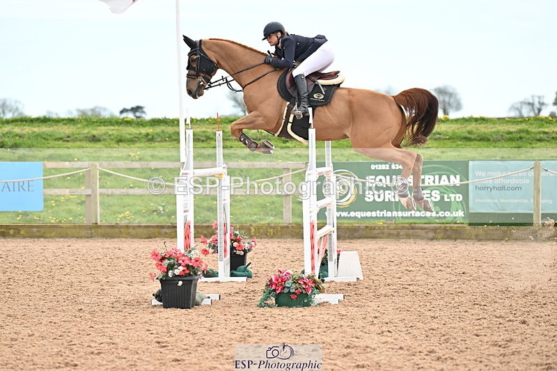 240418A-152609-04698 - Cls 9, 2 Star Big Tour 1.40m