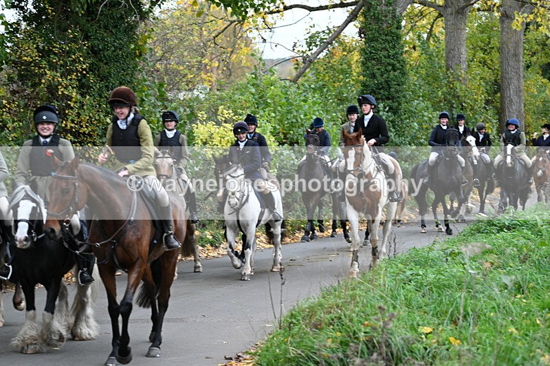 WJ7_7350 - Walk Home..