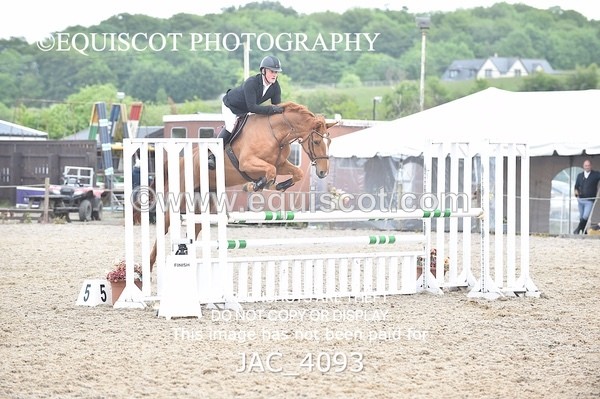 JAC_4093 - CLASS 4 - SAT -Senior Newcomers/ 1.10m Open