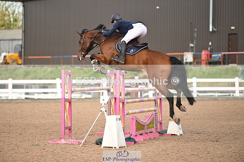 241023A-152226-01173 - Cls 5 Foxhunter and 1.20m Open