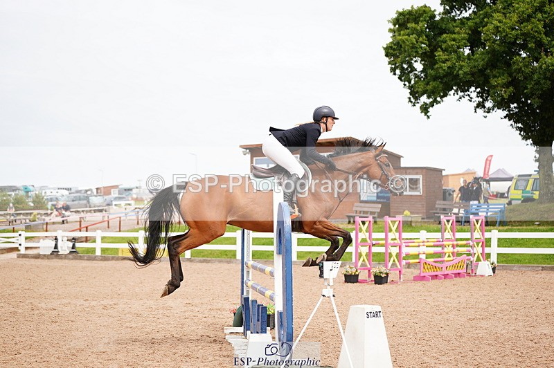 240803A-141728-08446 - Cls 38 1.05m Amateur Qualifier