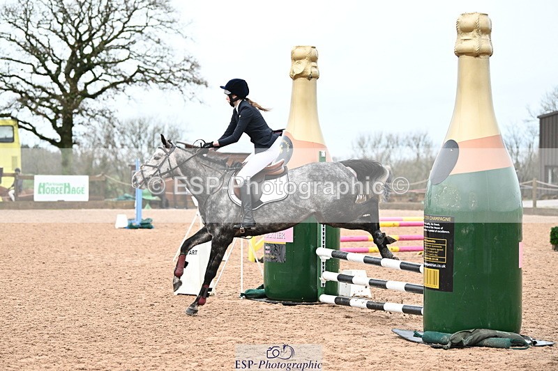 231203A-100654-00340 - Cls 14+15 Club and Schools 70cm