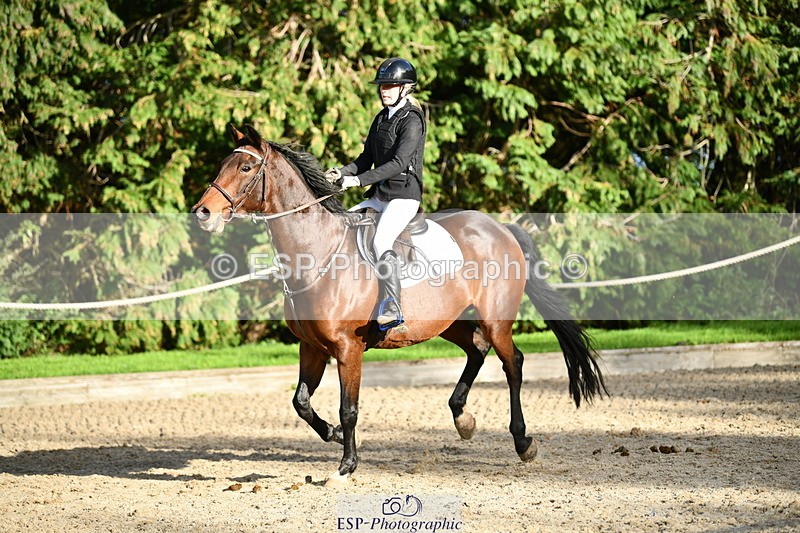 251004A-163024-02090 - Classes 10 & 11 80cm