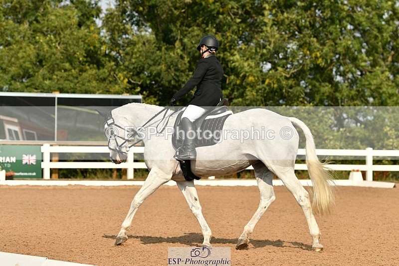 250817-095210-07627 - 179-Kate.WilliamsGhyllwood.April.Moment