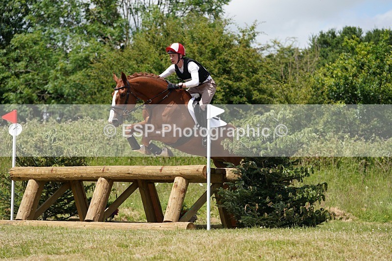 240630X-135654-7498 - 279-Harry_Clarkson-FLYTE