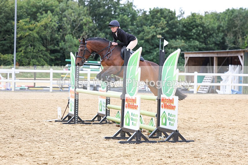 3E7A0052 - Class 9: Senior British Novice/90cm open
