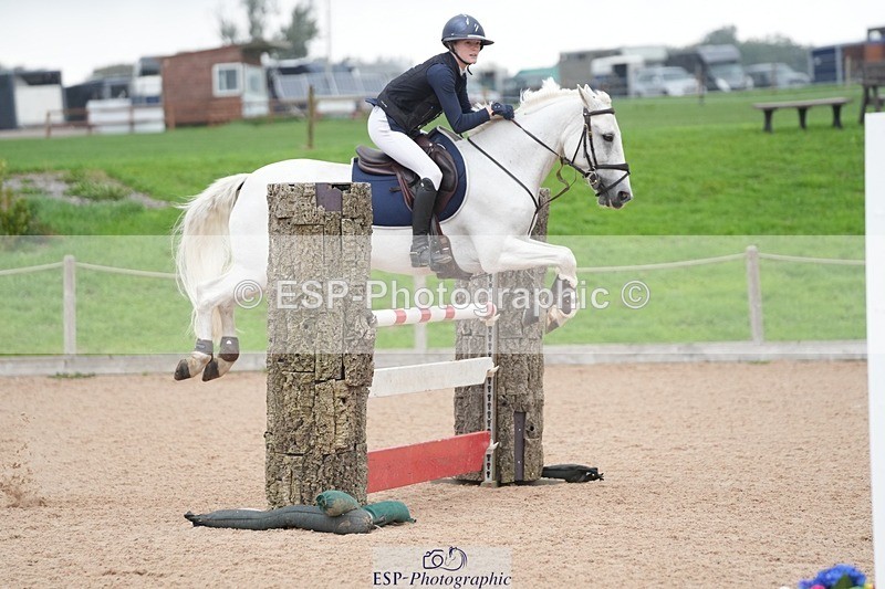 250920-124746-01299 - Cls 13+14 Junior 1.15m and 1.20m