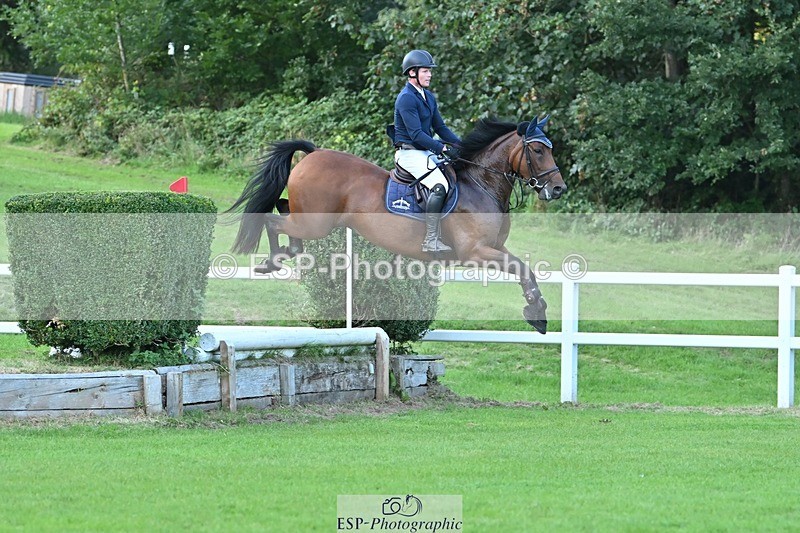 230909-185418-08179 - Cls 14 Snr 1m Derby