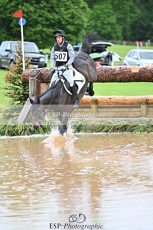 240526-143539-24095 - 507-DASSETT_ROCK_STAR-Tom_D_Crisp