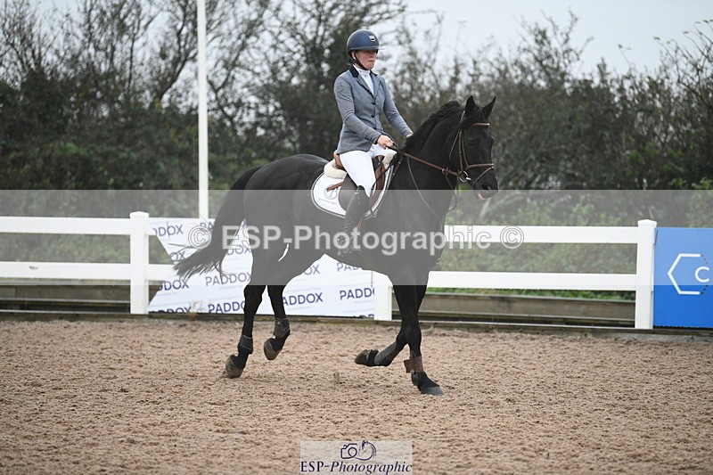 241103A-110029-07643 - SUN Cls 21 Snr Newcomers and 1.10m Open