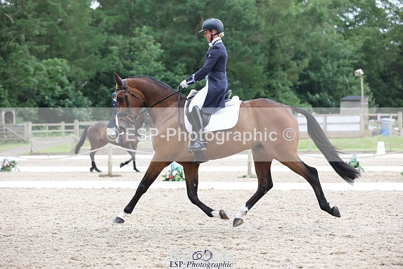 240523-162931-05976 - 240-KINDA_CORVETTE-Dani_Evans