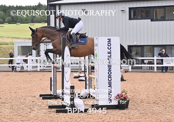 BPP_4945 - CLASS 7 THURS Redpost Equestrian Senior Foxhunter/1.20m Open
