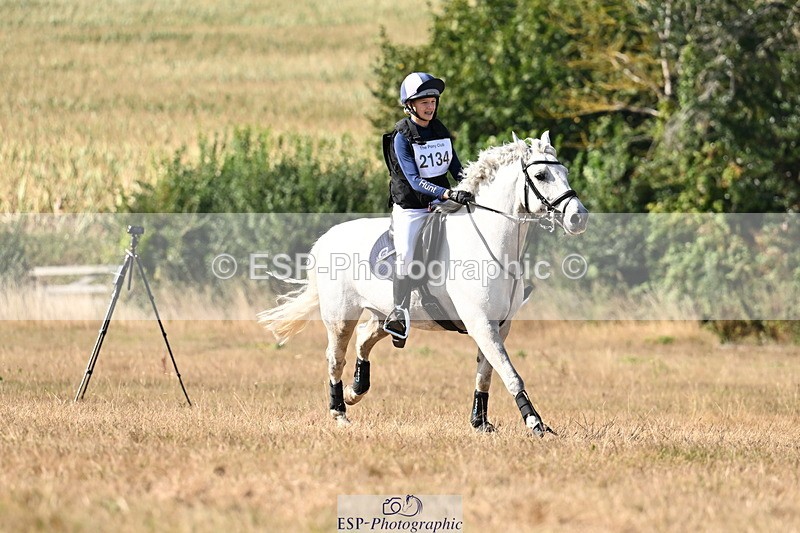 250824A-155350-39352 - 2134-Amelie.Perceval-Tulira.Oldtown