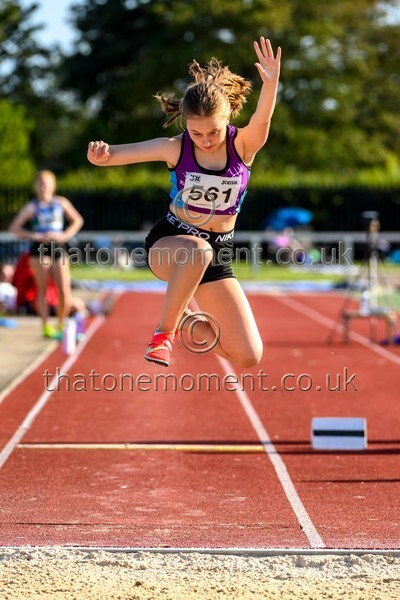 Age25SAT-927535 - Field Female Set Two