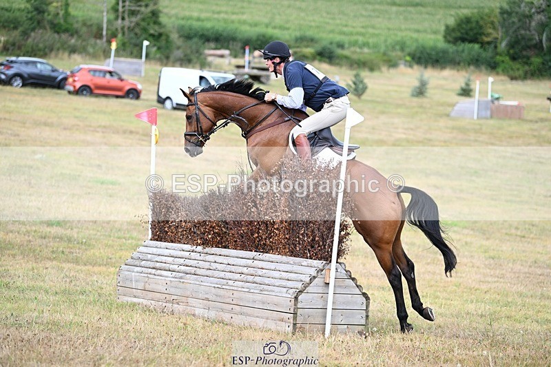 250803A-150236-15453 - P-711-William.Fox-Pitt-CUSCO