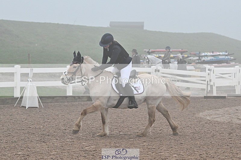 250208-094038-00046 - Cls 3 Pony Intro 70cm