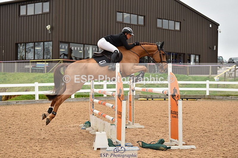 231122A-134306-00491 - Cls 5 Foxhunter & 1.20m Open