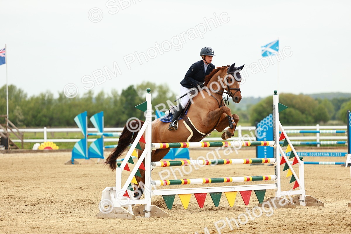 SBM_000983 - Class 5 - Senior Foxhunters - 1.20m