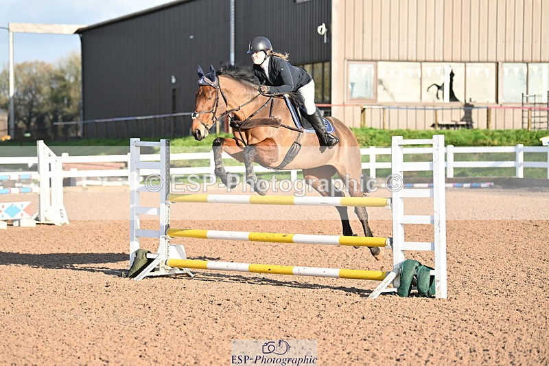 231209A-111123-01577 - Cls 11 Snr 1.05m Open