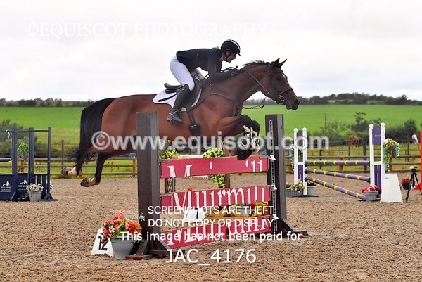 JAC_4176 - CLASS 6 Senior Newcomers/ 1.10m Open