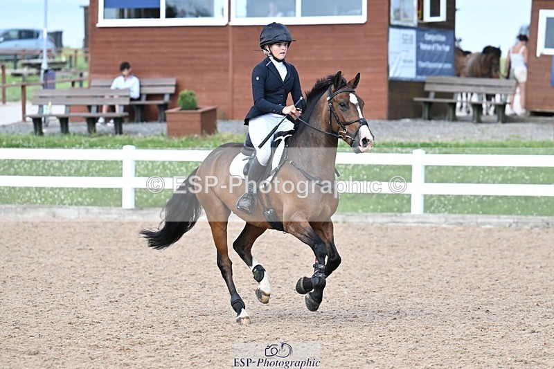 260627-174141-05814 - Cls 27 Foxhunter and 1.10m