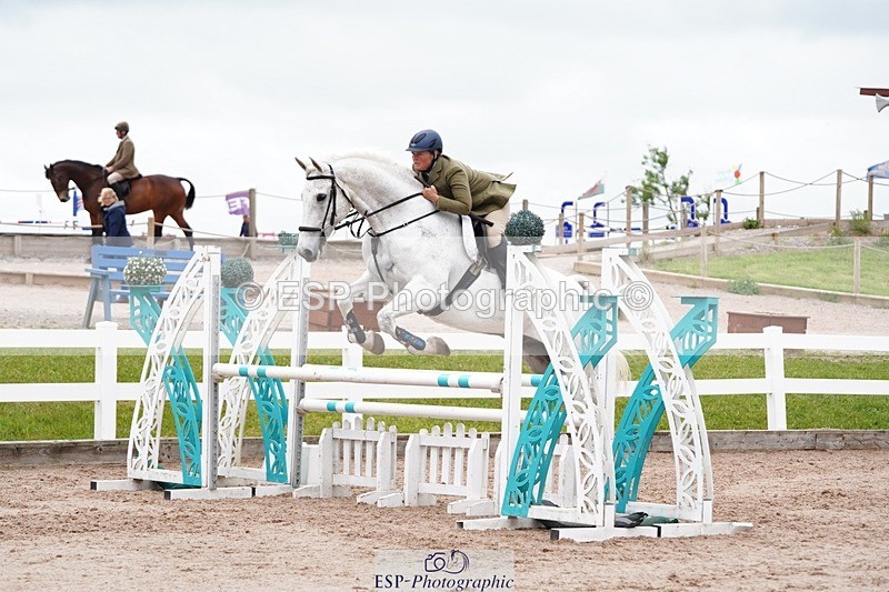 250524-114848-06442 - Cls 21 A&B Snr Disco & 1.00m Open