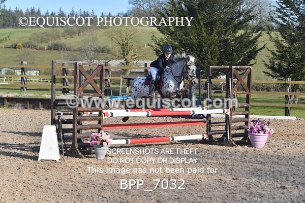 BPP_7032 - CLASS 17 SUN Stepping Stones 128/ 138cms Handicap