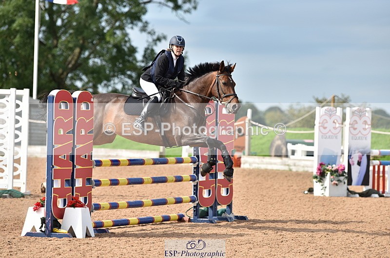 230810A-101240-00239 - Cls 8 British Novice & 90cm Open