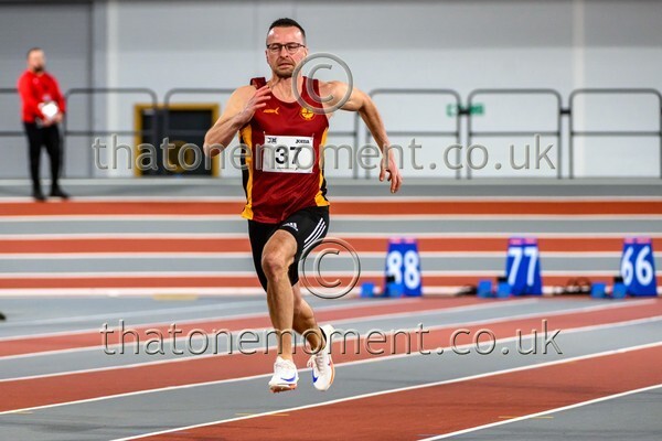 SeniorInd25-924960 - Track Male Set One