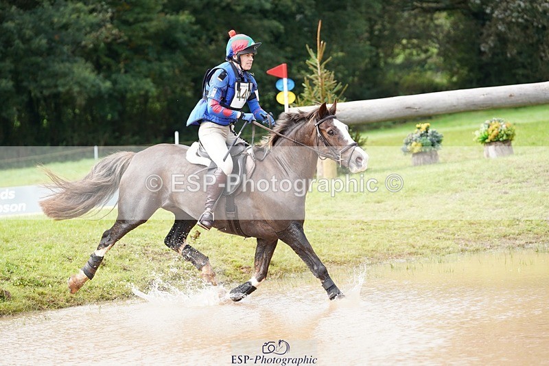 231021-134600-17419 - 440-LODOR.CARL-Katie.Mathias-SC+XC