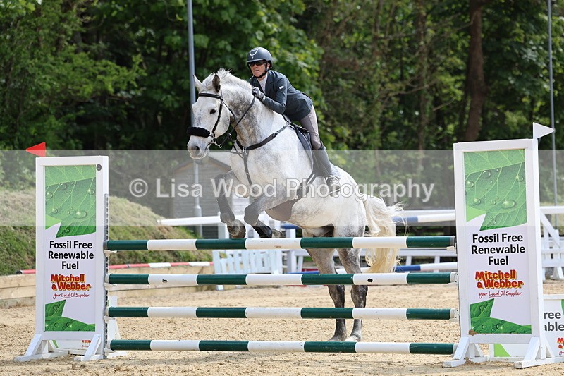 3E7A7305 - Class 7: Senior Newcomers/1.10m open