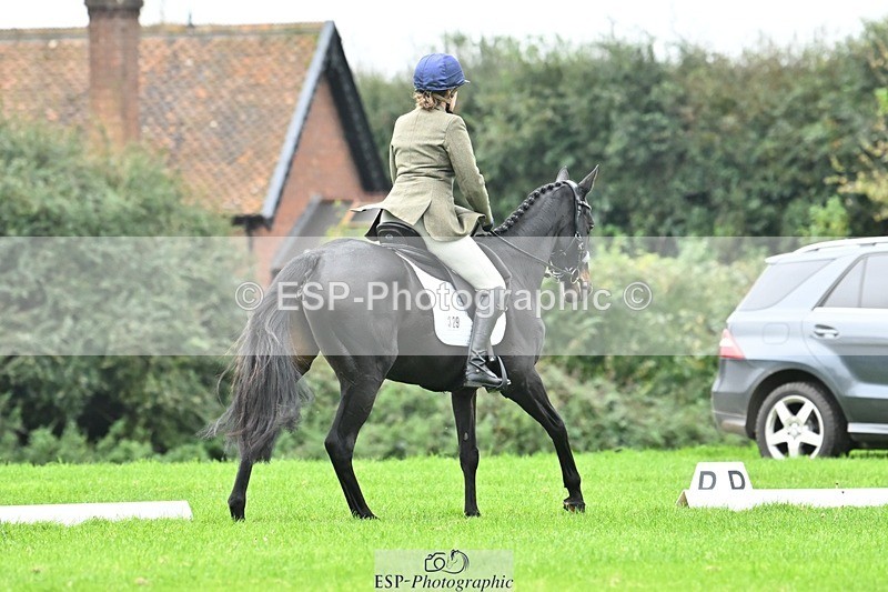 241024-134655-04206 - 329-Lisa.Donner-NOTNOWBABE