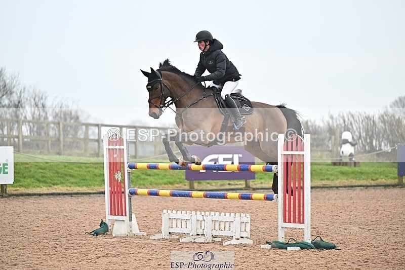 250122-143411-00666 - Cls 6 Foxhunter and 1.20m