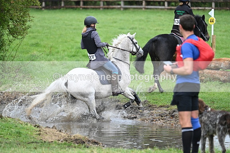 WJ7_0994 - Time at Photographer 12:22 to 12:35