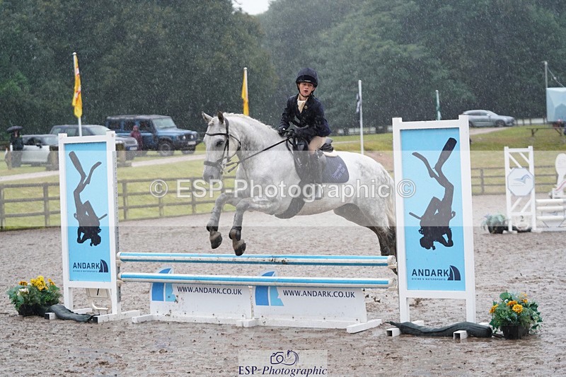 240824X-082212-20148 - 70cm Round 1 8.30 to 9.30